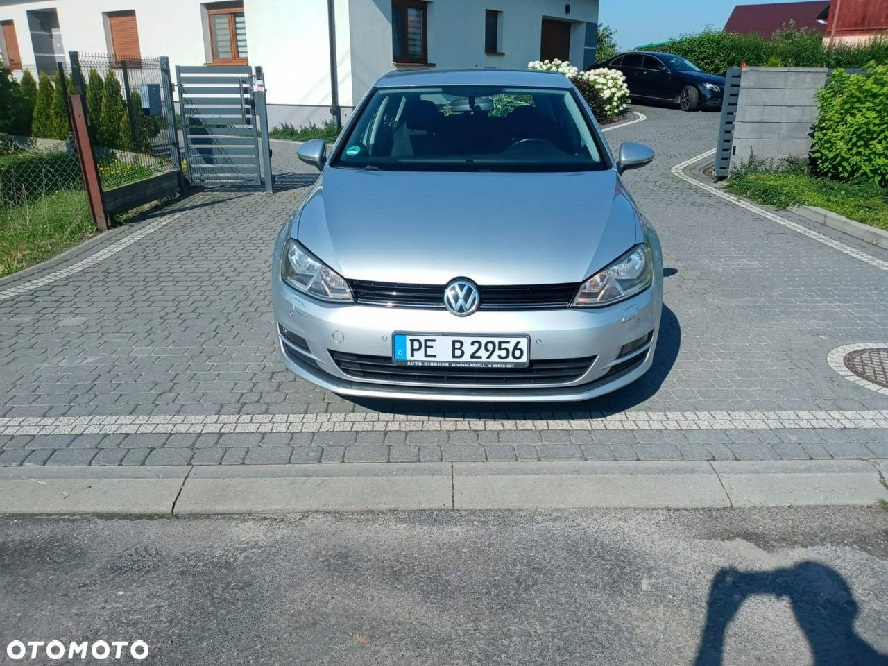 Volkswagen Golf 1.2 TSI BlueMotion Technology Comfortline - 2
