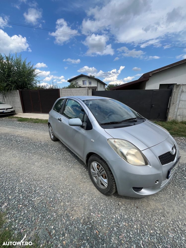 Toyota Yaris 1.0 - 4