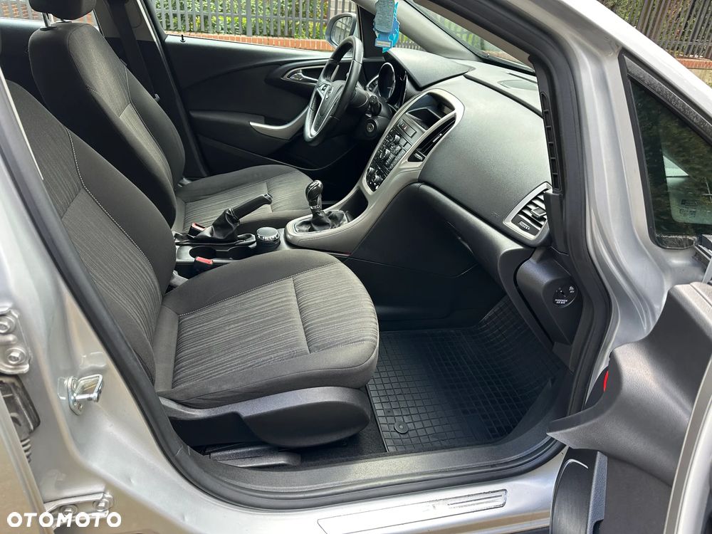 Opel Astra 1.7 CDTI Essentia - 17