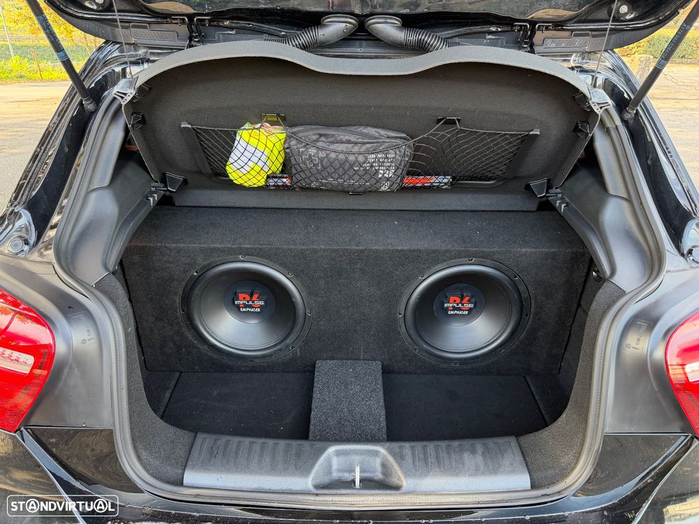 Mercedes-Benz A 45 AMG 4-Matic - 33