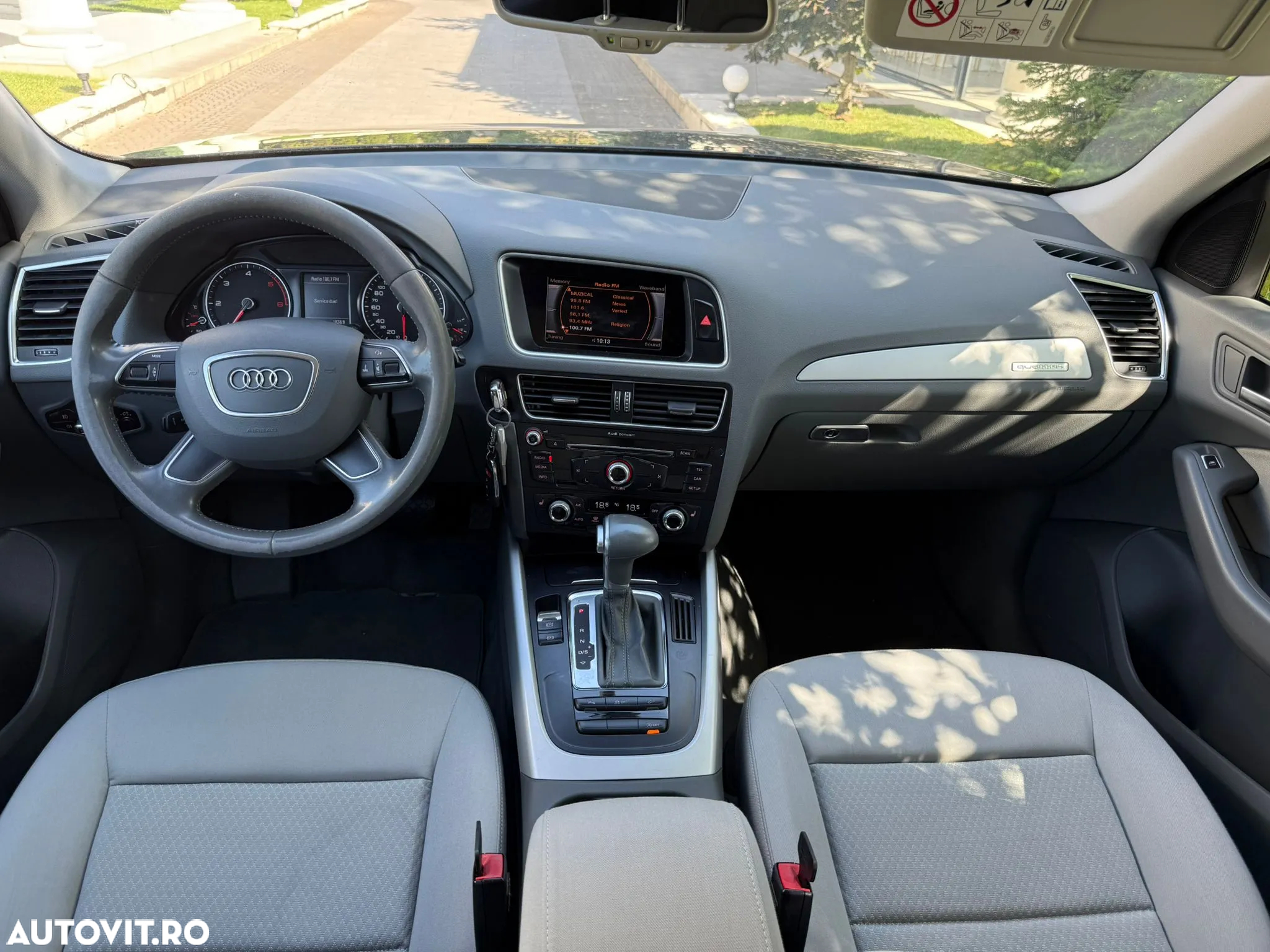 Audi Q5 2.0 40 TDI quattro S tronic Design - 6