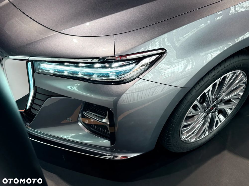 Hongqi H5 2.0T Deluxe - 9