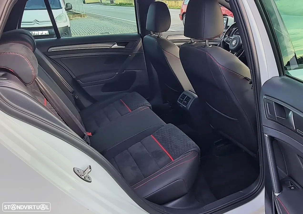 VW Golf 2.0 TSI GTI Performance - 8