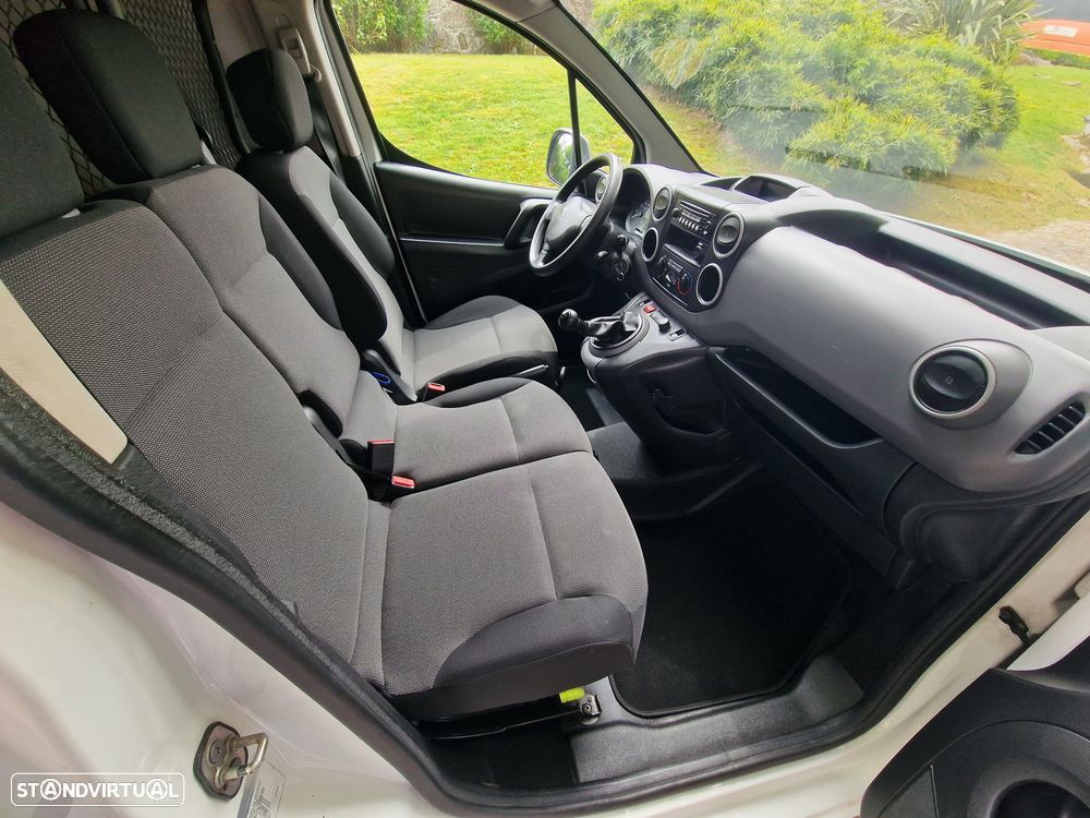 Peugeot PARTNER 1.6 HDI 100CV NACIONAL C/NOVA - 11