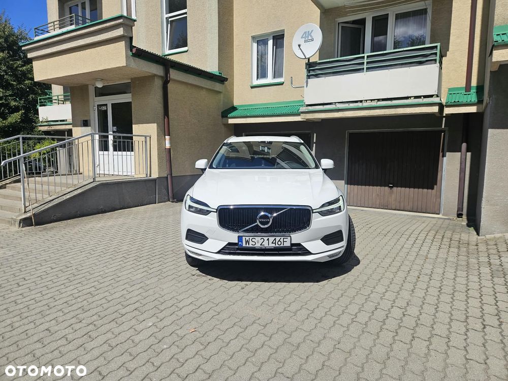 Volvo XC 60 B4 B Momentum - 11