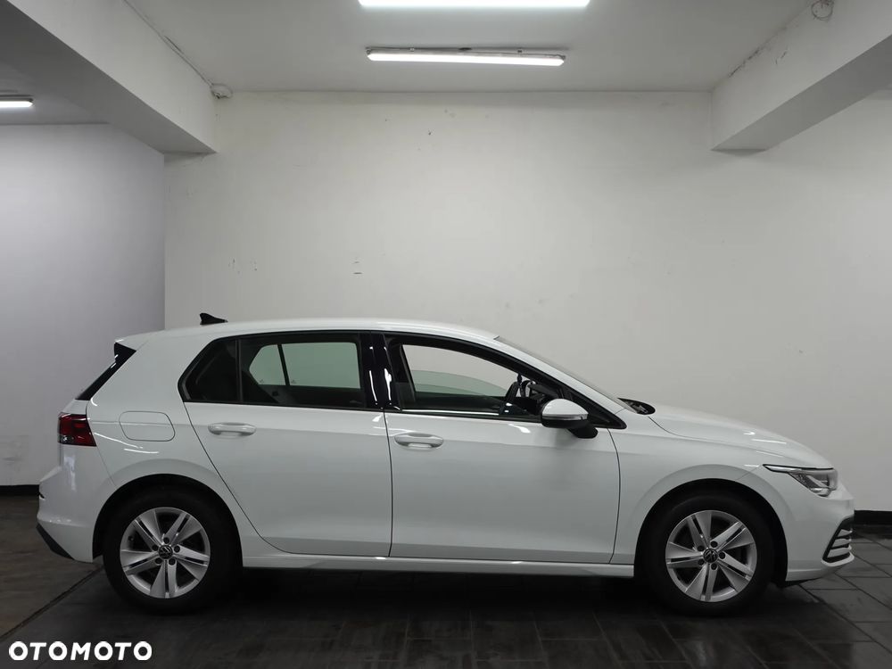 Volkswagen Golf - 12