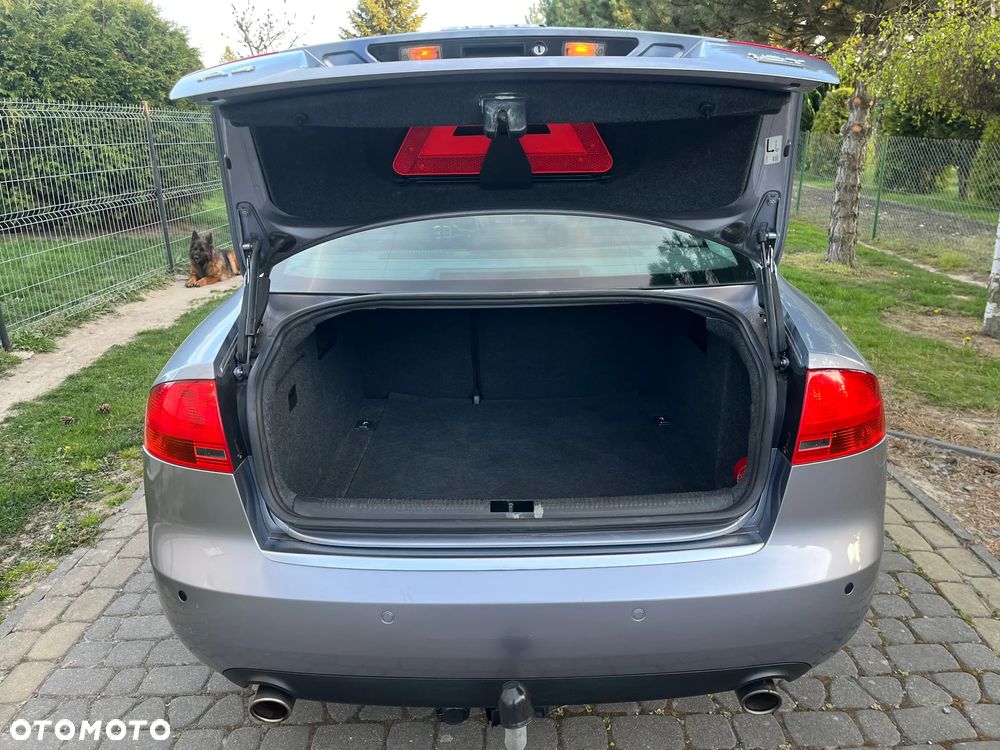 Audi A4 Limousine 1.8 T quattro - 23