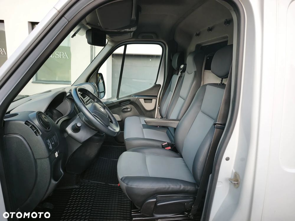 Renault Master - 18