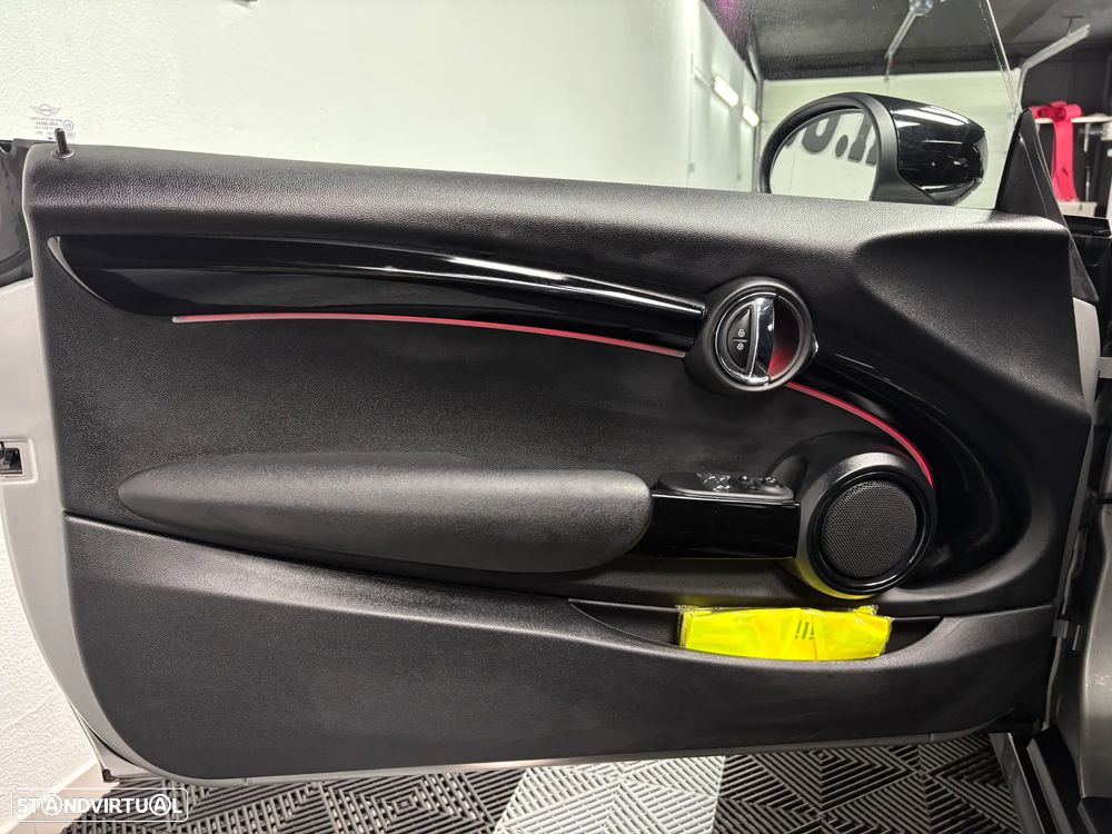 MINI 3 Portas Cooper SE S - 16