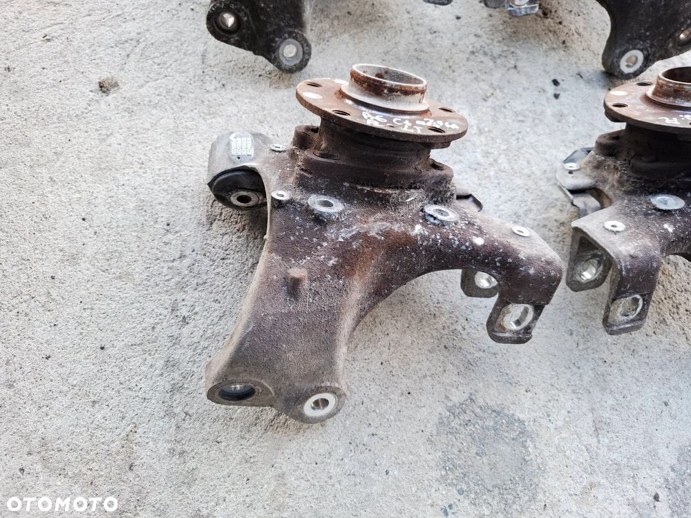 Zwrotnica Piasta Zawieszenie Koła Lewa/Prawa Lewy Tył Audi A6 C6 - 14