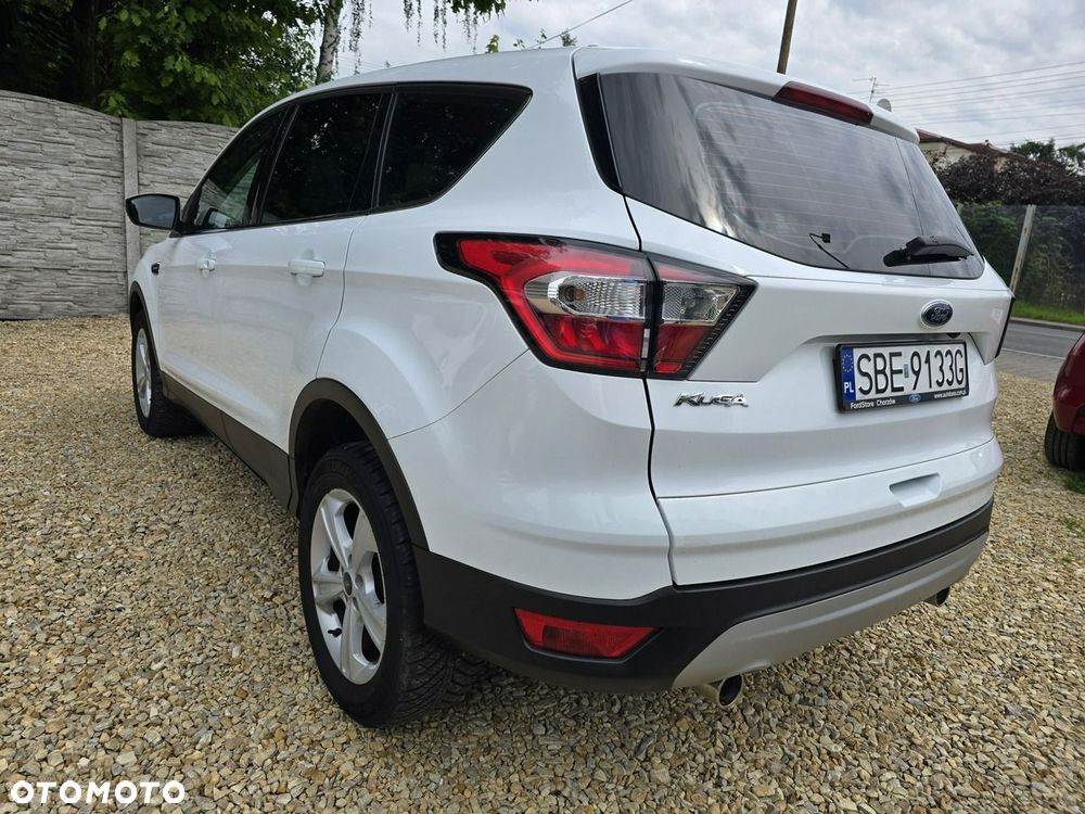 Ford Kuga - 4