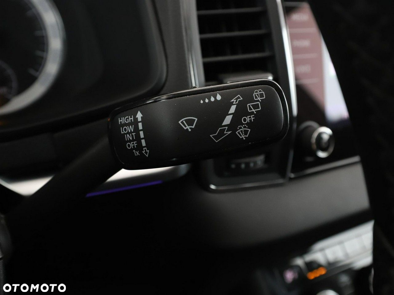 Skoda Karoq 1.0 TSI GPF 4x2 Style - 32