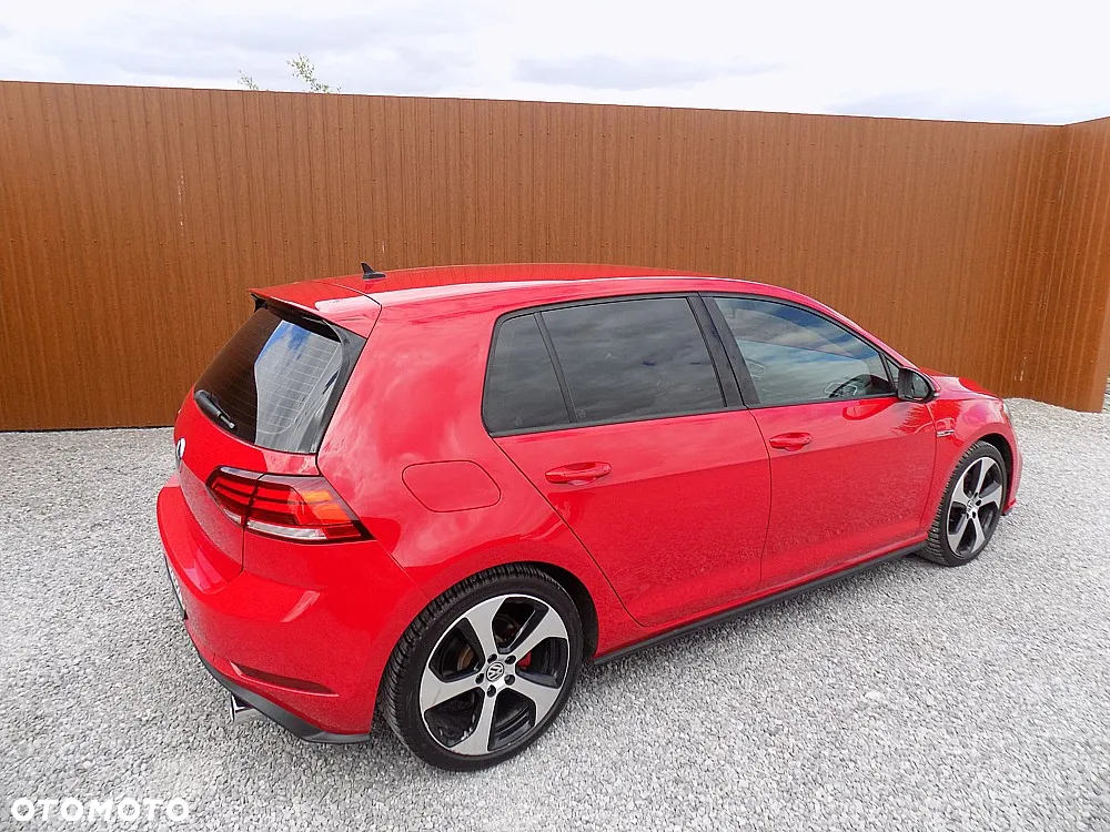 Volkswagen Golf 2.0 TSI OPF GTI - 3