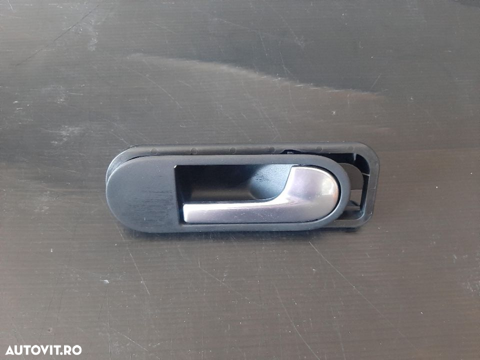 Maner interior dreapta spate vw golf 5 plus 5m1 521 5m0837198 - 3