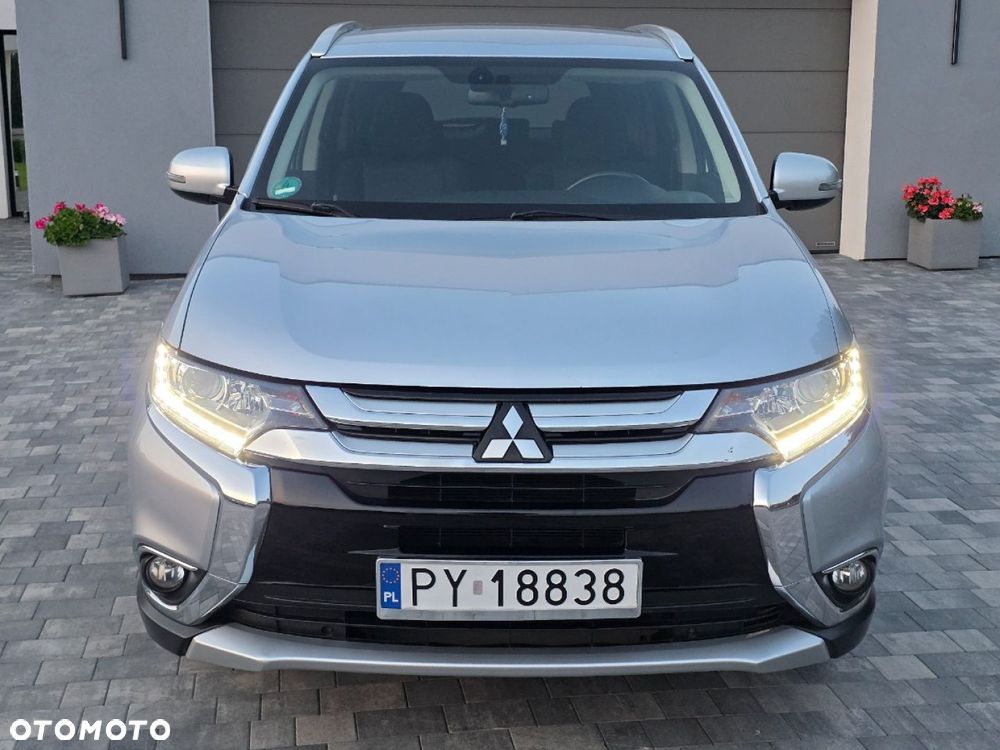Mitsubishi Outlander - 37