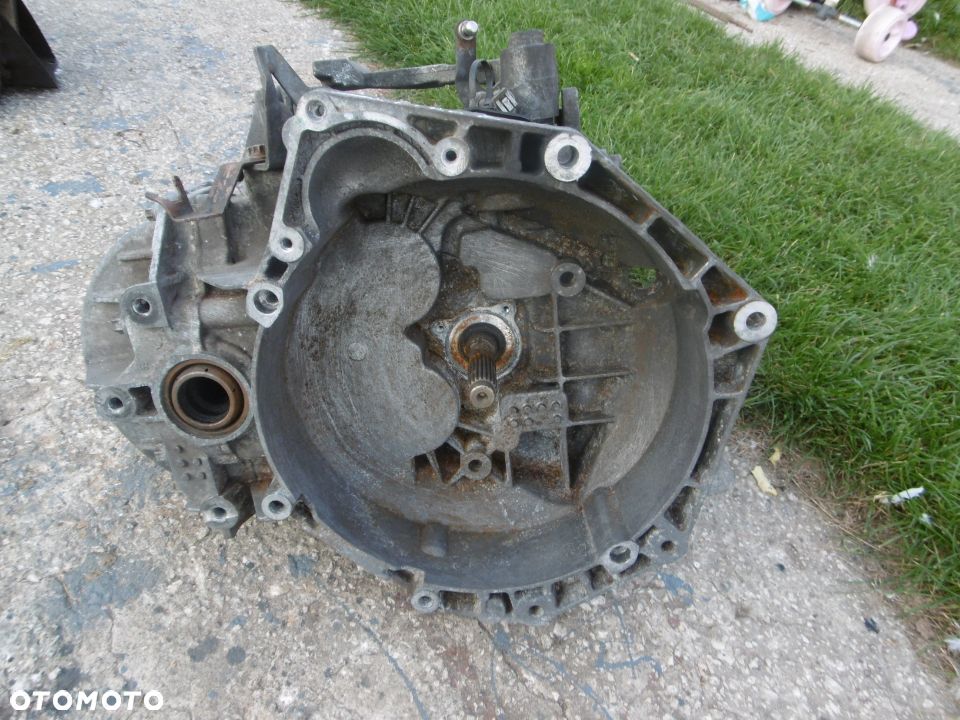 Skrzynia biegów OPEL ZAFIRA vectra 1,9 CDTI M32 f-vat - 2