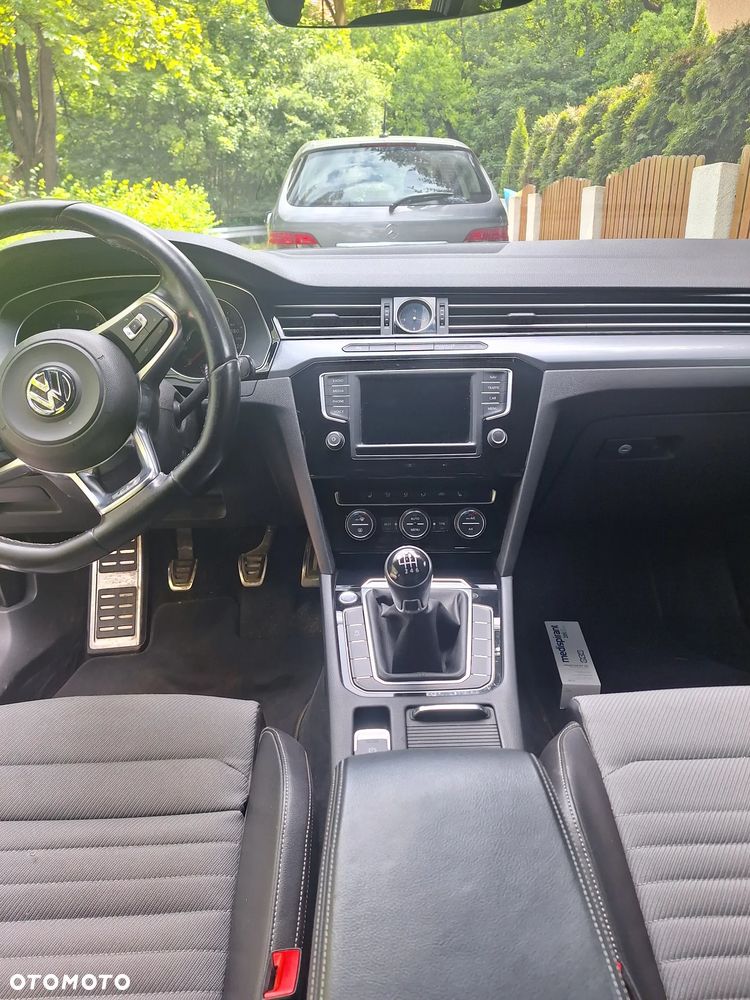 Volkswagen Passat - 7
