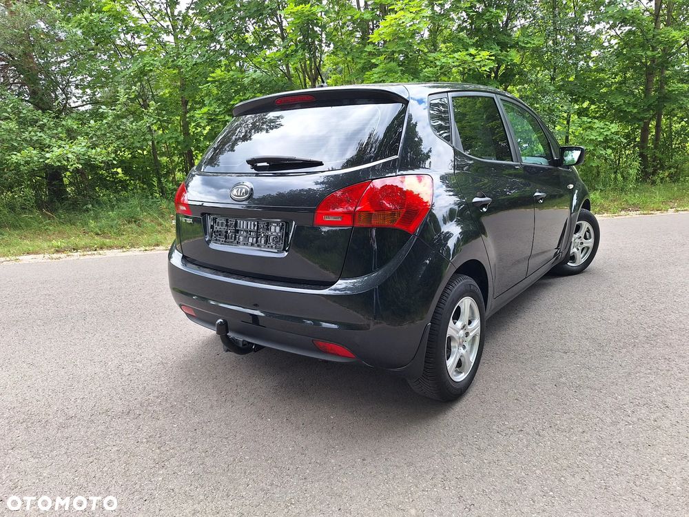 Kia Venga - 9