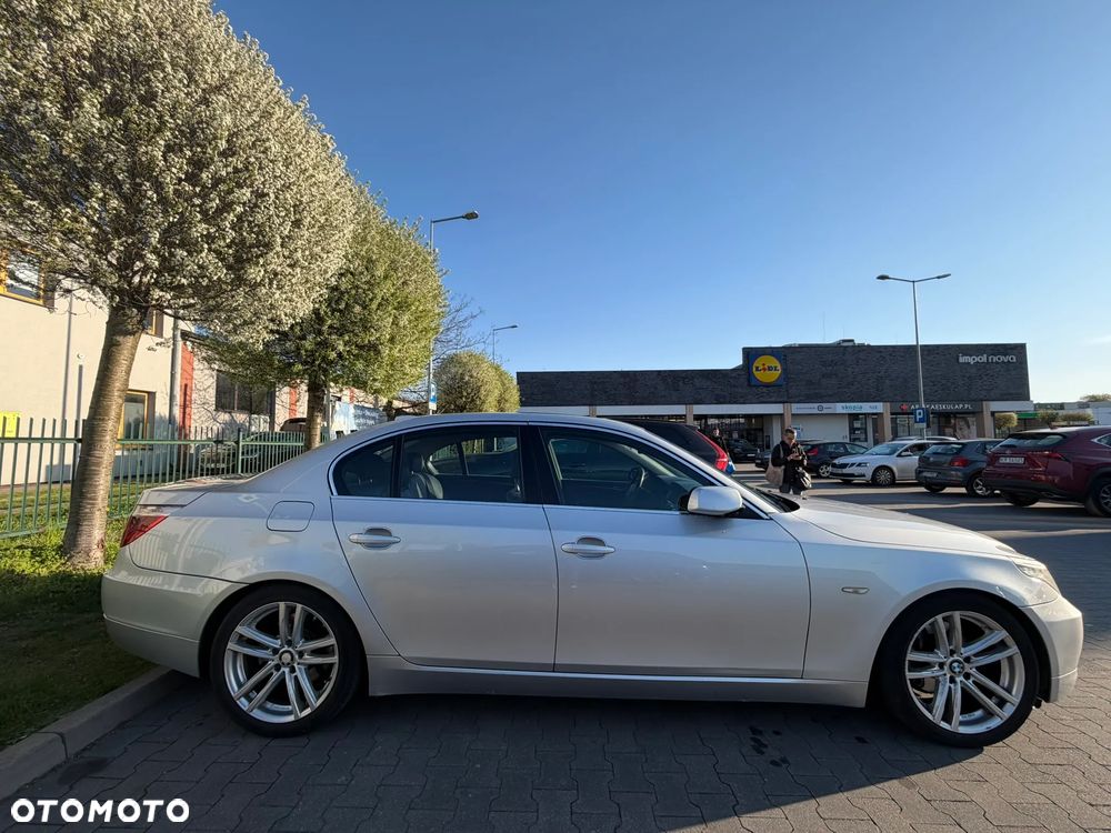 BMW Seria 5 520d - 6