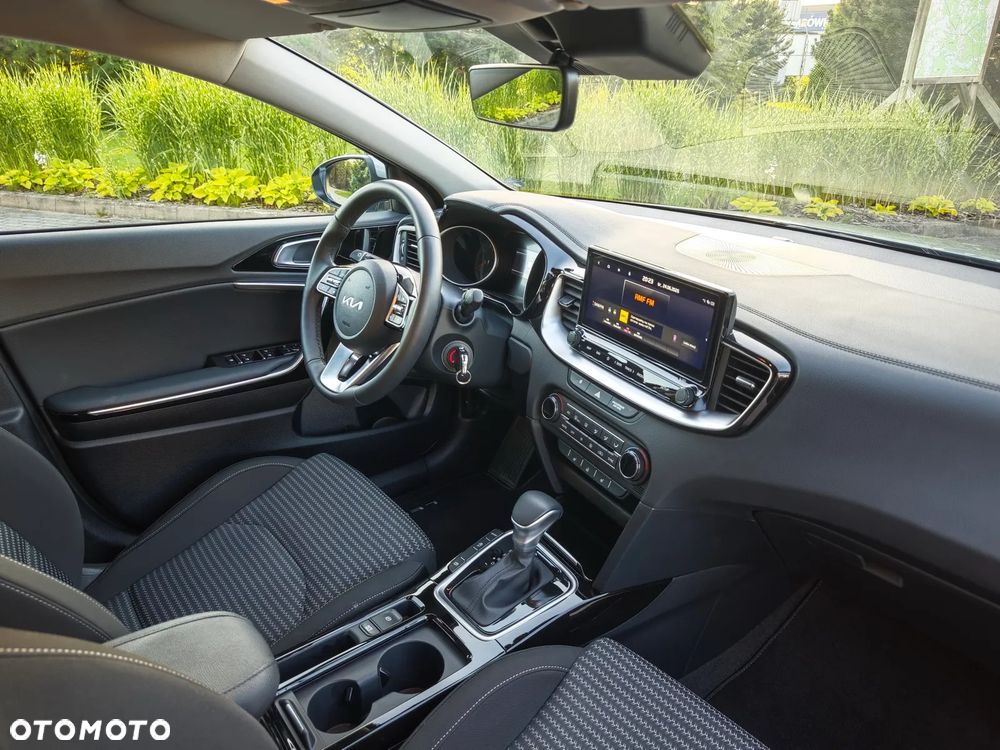 Kia Ceed 1.5 T-GDI Tribute DCT - 28