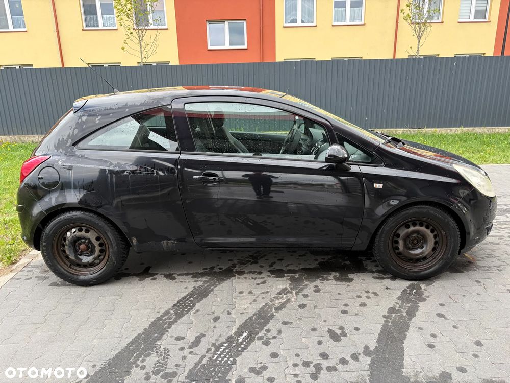 Opel Corsa 1.4 16V - 9