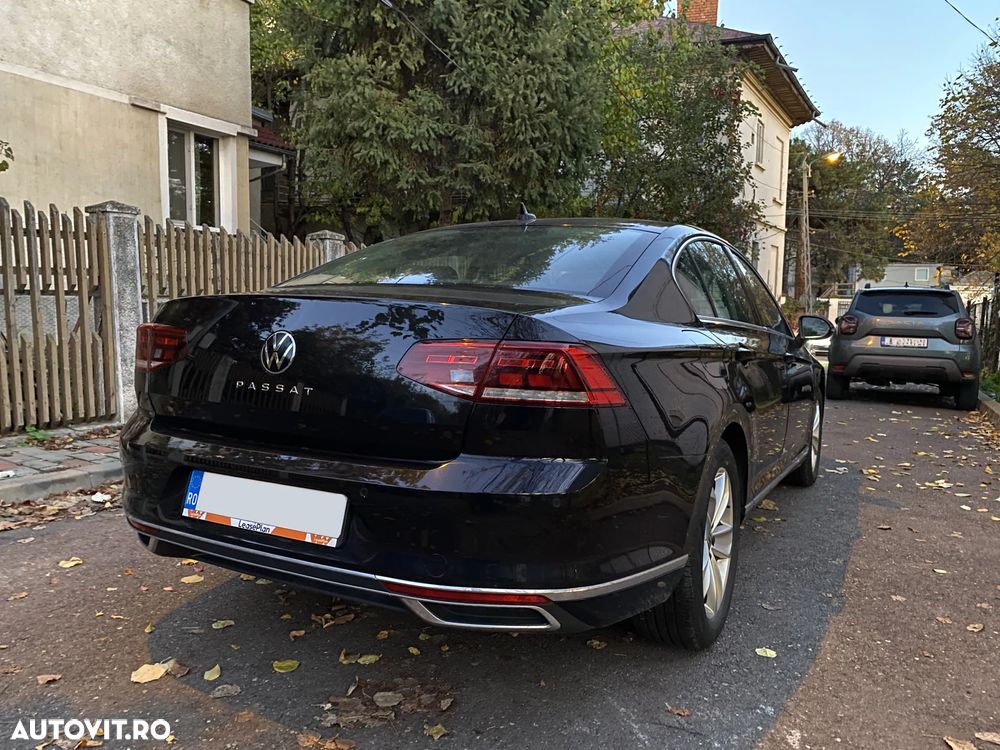 Volkswagen Passat 2.0 TDI DSG Highline - 5