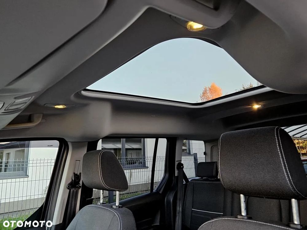 Ford Tourneo Connect 1.5 TDCi Start-Stop Titanium - 26