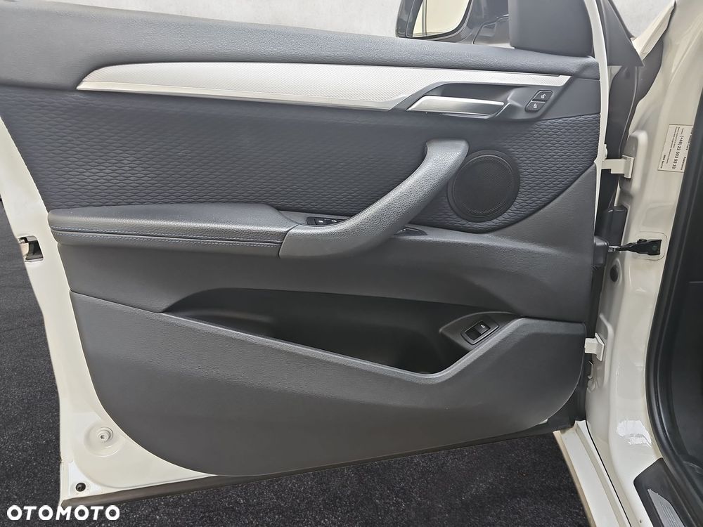 BMW X1 - 11