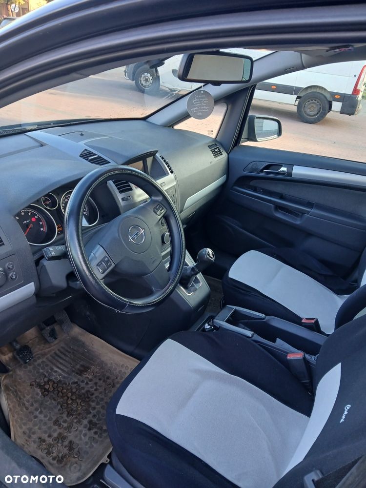 Opel Zafira - 6