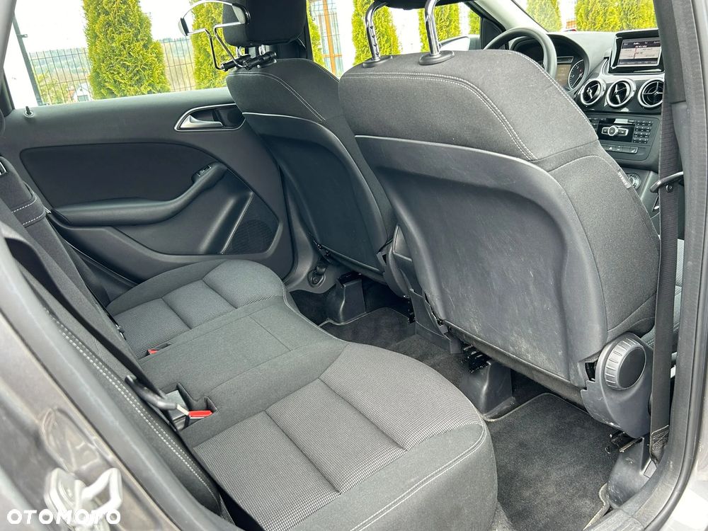 Mercedes-Benz Klasa B 200 CDI - 25