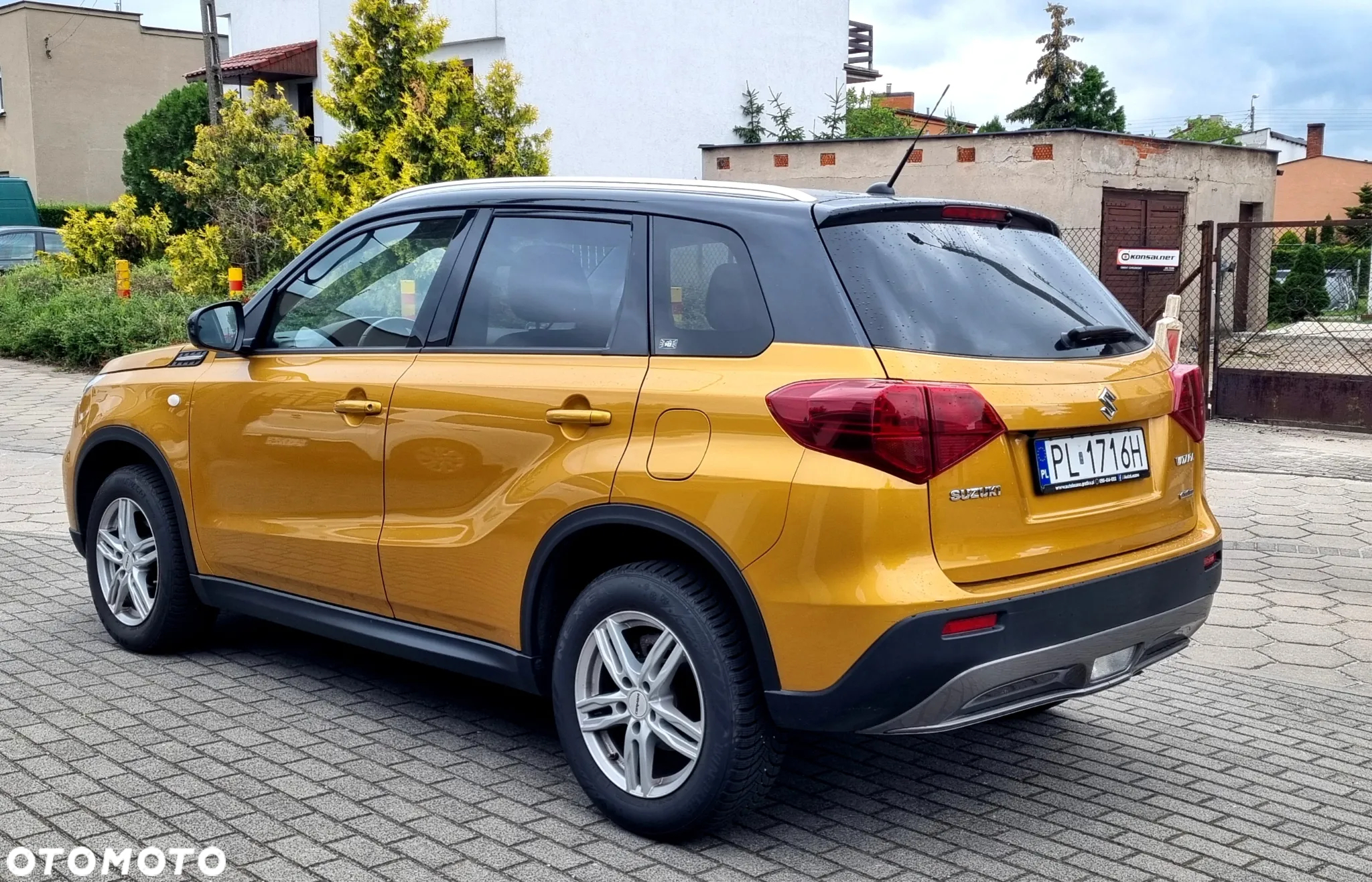 Suzuki Vitara 1.0 Boosterjet Allgrip Comfort - 3