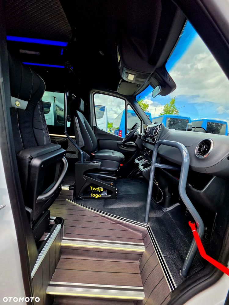 Mercedes-Benz Żak MB Sprinter - 24