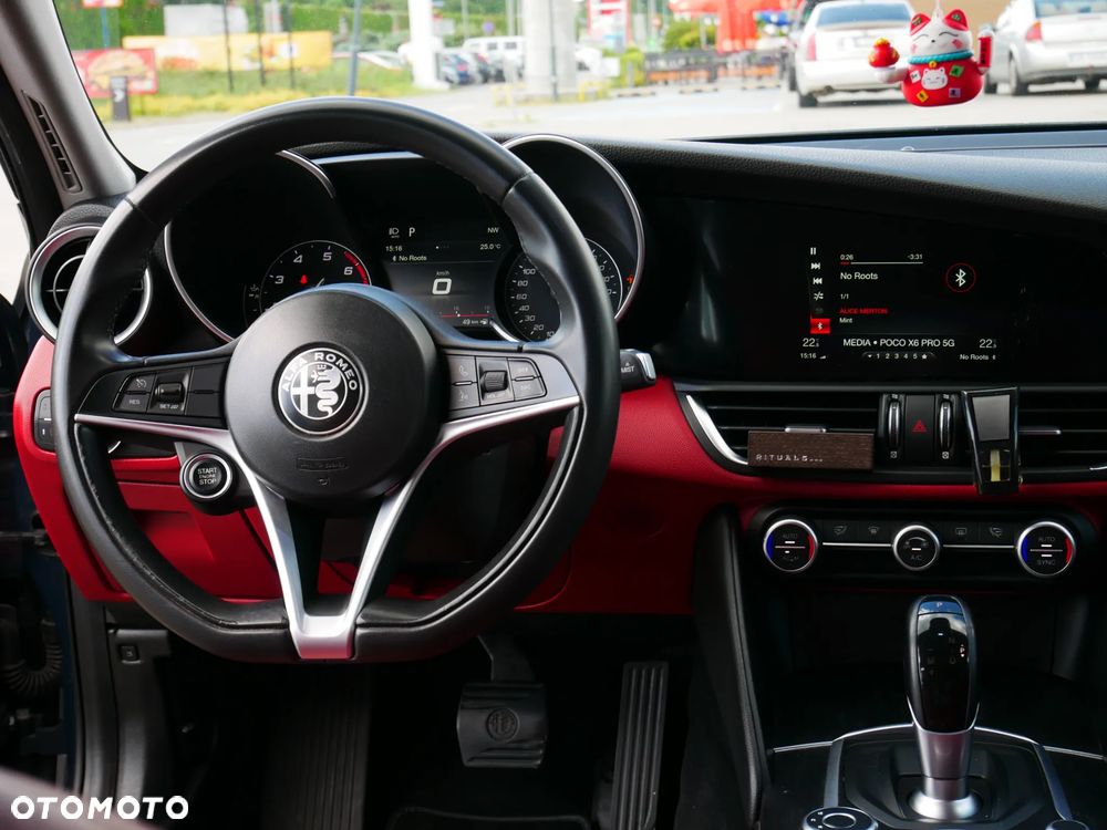 Alfa Romeo Giulia 2.0 Turbo 16V AT8 Veloce - 13