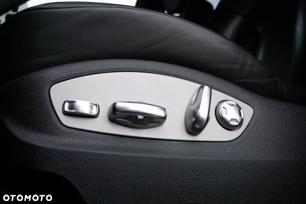 Porsche Macan S - 16