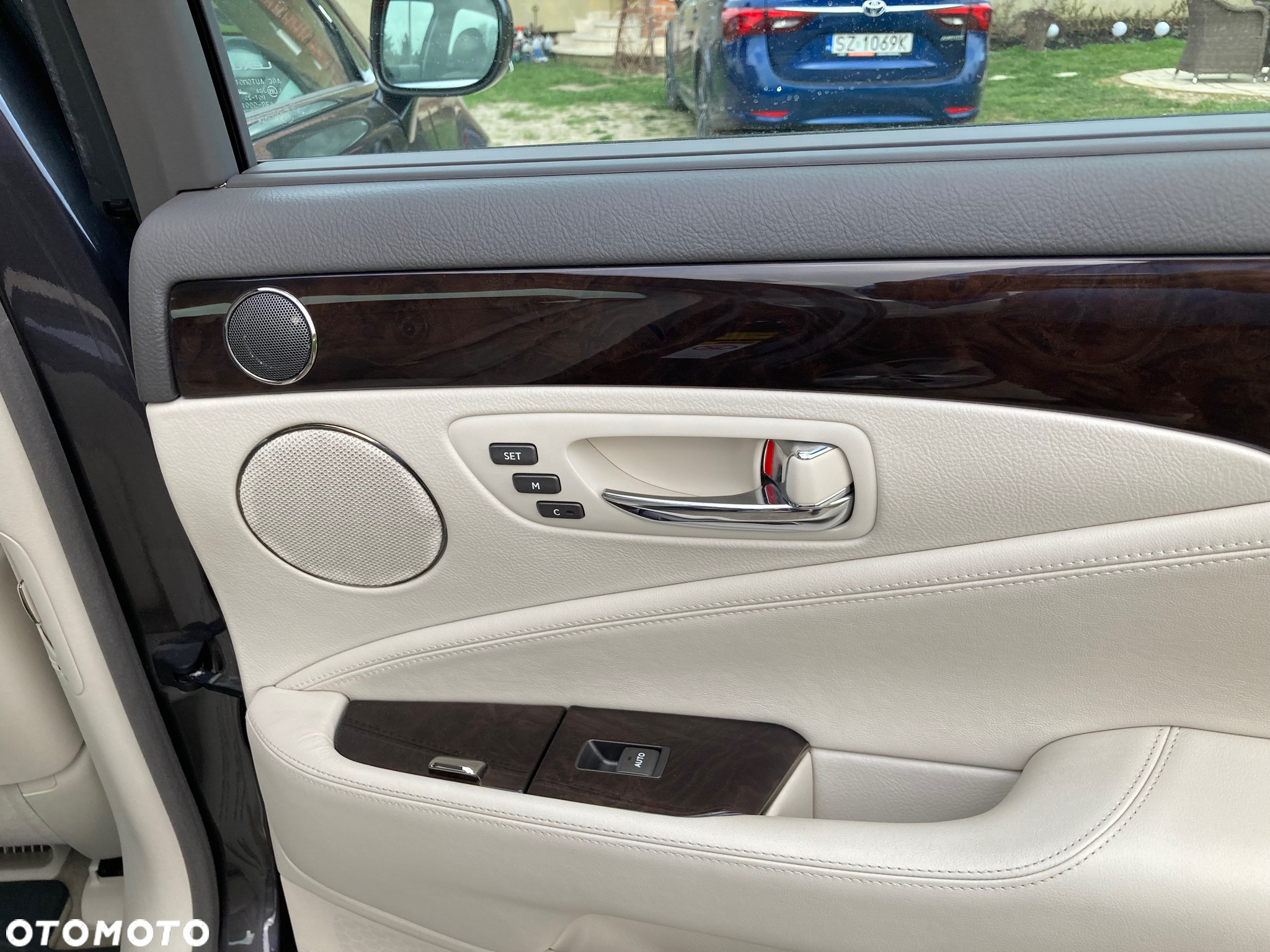 Lexus LS 460 Superior - 22
