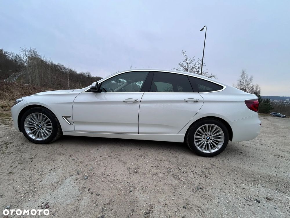 BMW 3GT 320d Luxury Line - 24