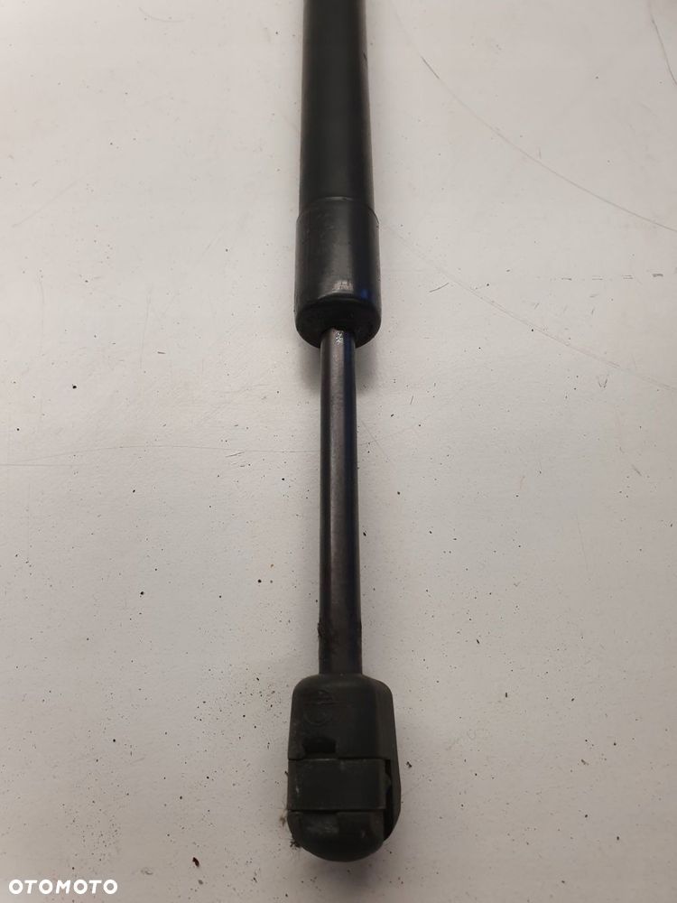 SIŁOWNIK TELESKOP KLAPY TYŁ AUDI A6 C6 4F5827552 - 2