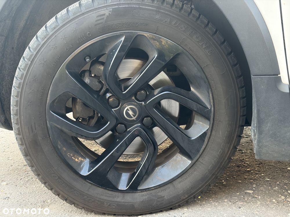 Opel Crossland X - 21