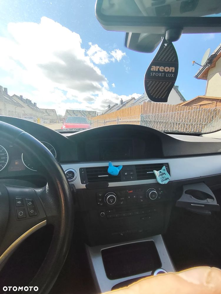 BMW Seria 3 320d - 6