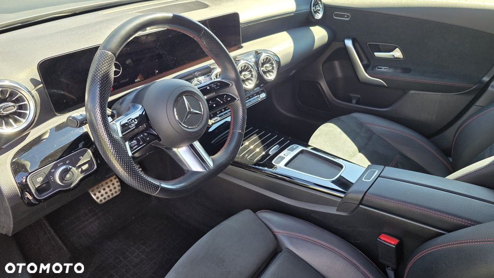 Mercedes-Benz Klasa A 200 AMG Line 7G-DCT - 5