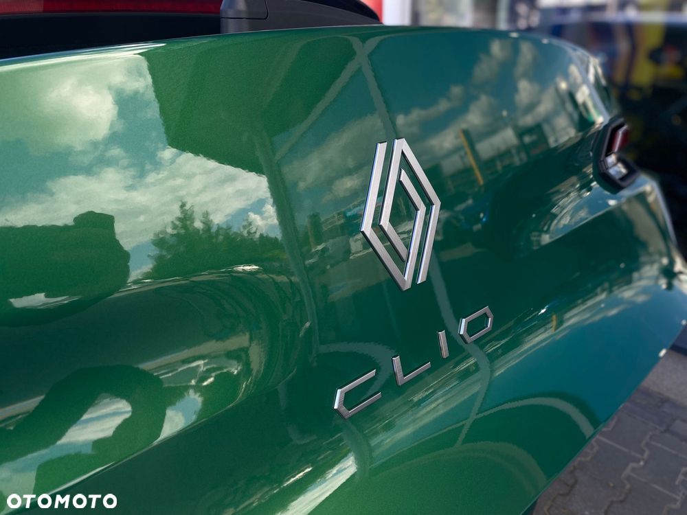 Renault Clio - 8