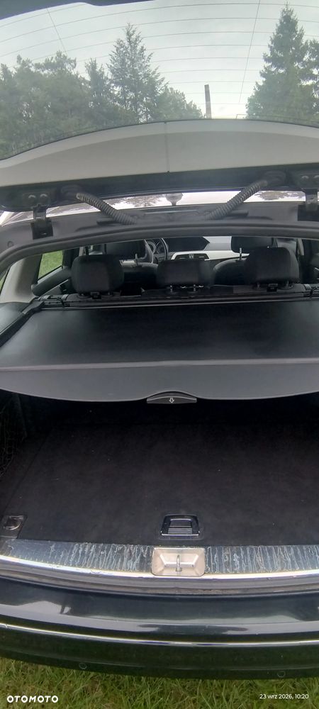 Mercedes-Benz Klasa C 180 CGI BlueEff Avantgarde - 19