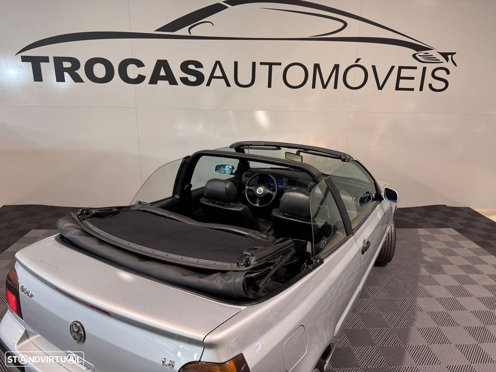 VW Golf Cabriolet 1.6 Highline - 46