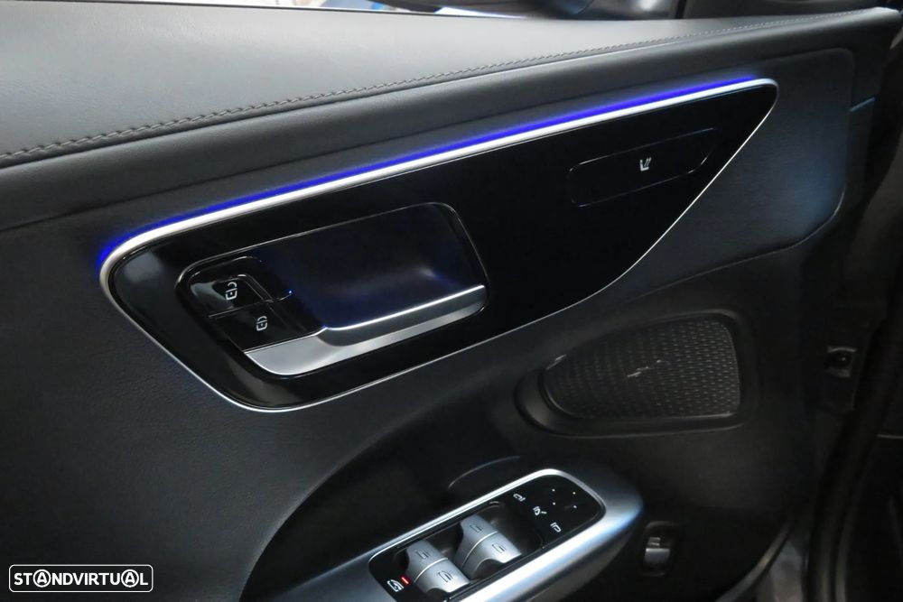 Mercedes-Benz C 300 d AMG Line - 29