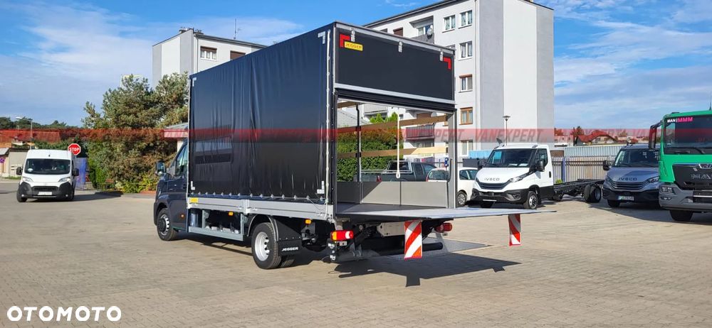 Renault MASTER RWD Bliźniak + Winda 1T OD RĘKI - 31