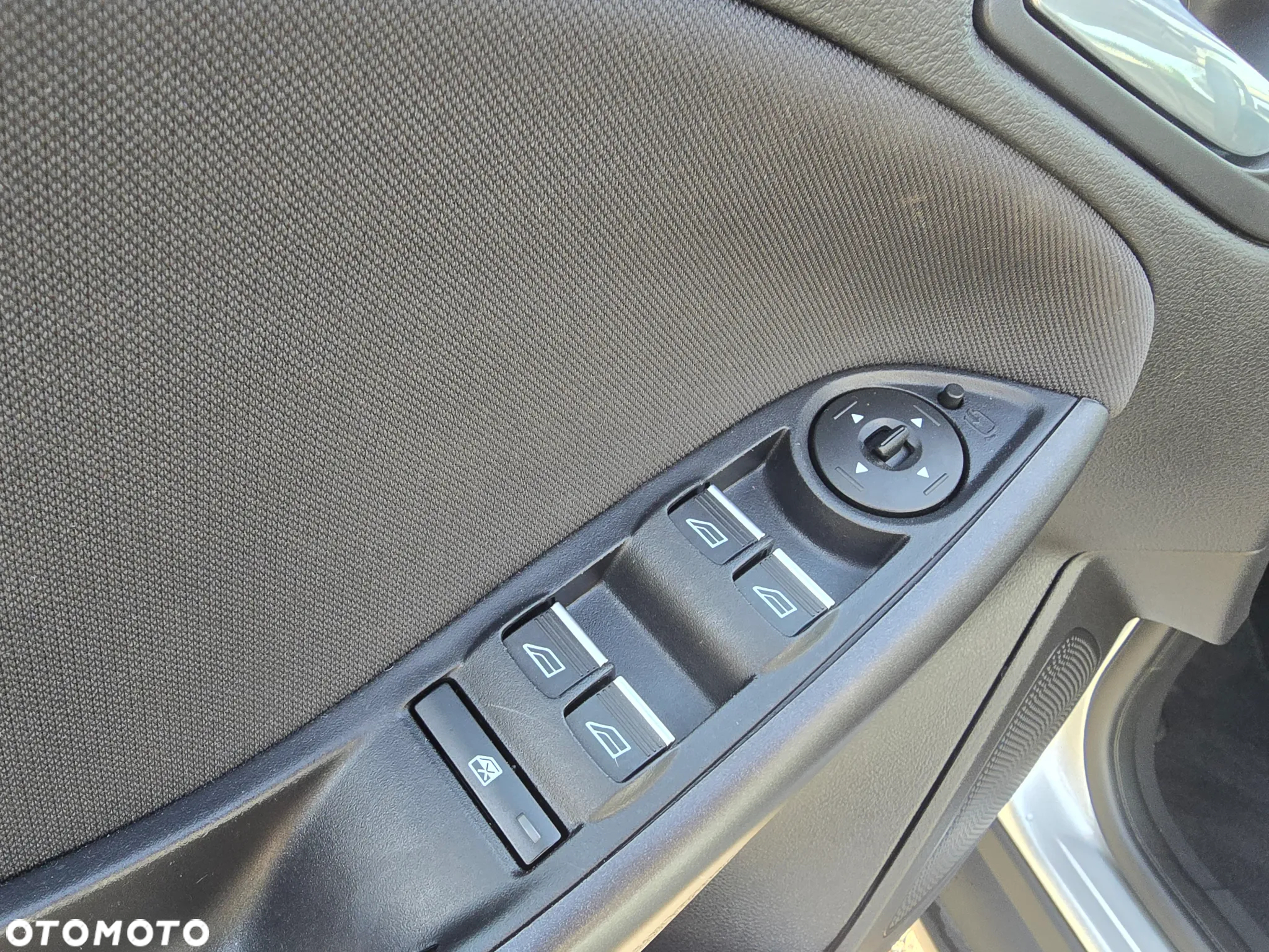 Ford Focus - 11