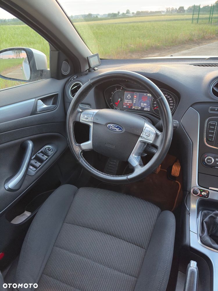 Ford Mondeo 2.0 TDCi Titanium - 26