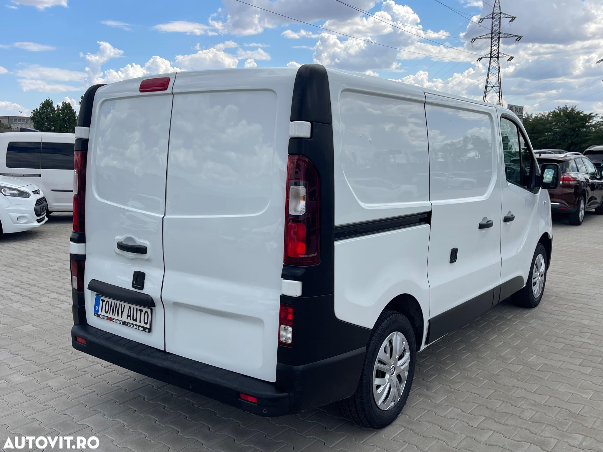 Renault Trafic - 6