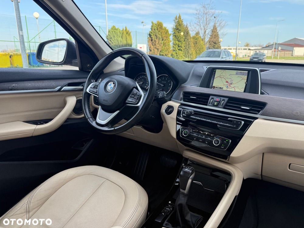 BMW X1 sDrive18i - 23