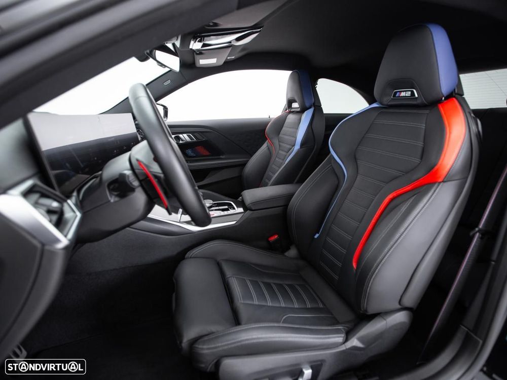 BMW M2 Auto - 8
